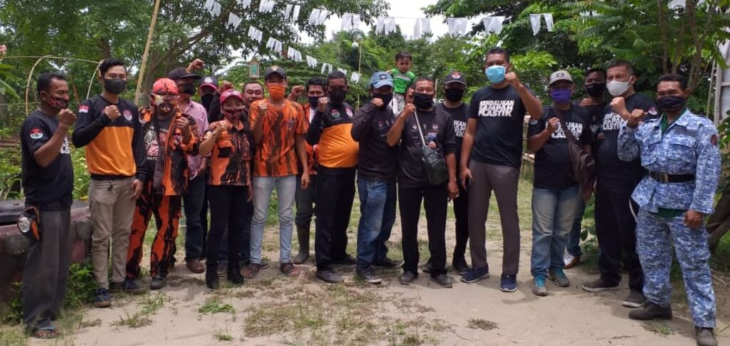 Memperingati World Clean Up Day 2020 Amphibi Sumut Laksanakan Giat Aksi bersih sungai Deli